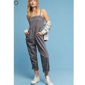 Women's Grey Sleeveless Jumpsuit Size Medium